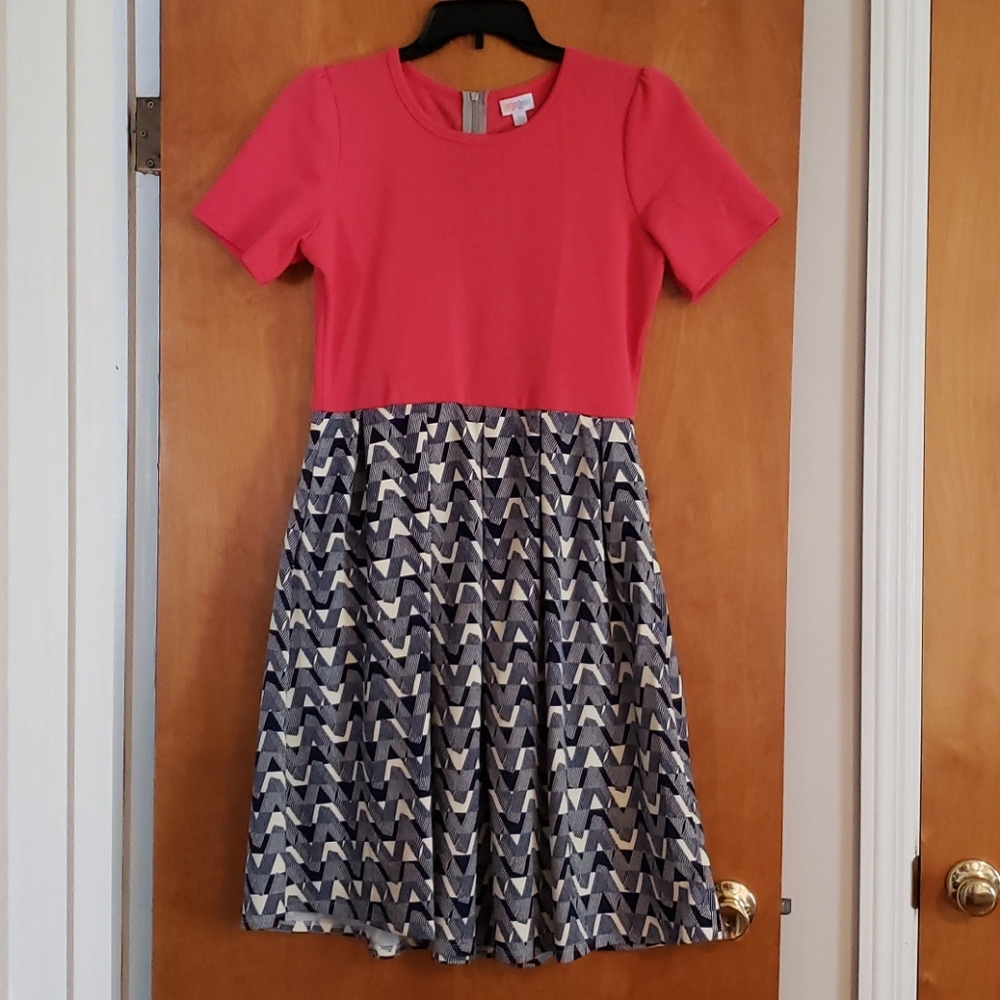 Xl Amelia Coral Pink Blue White Dress Lularoe